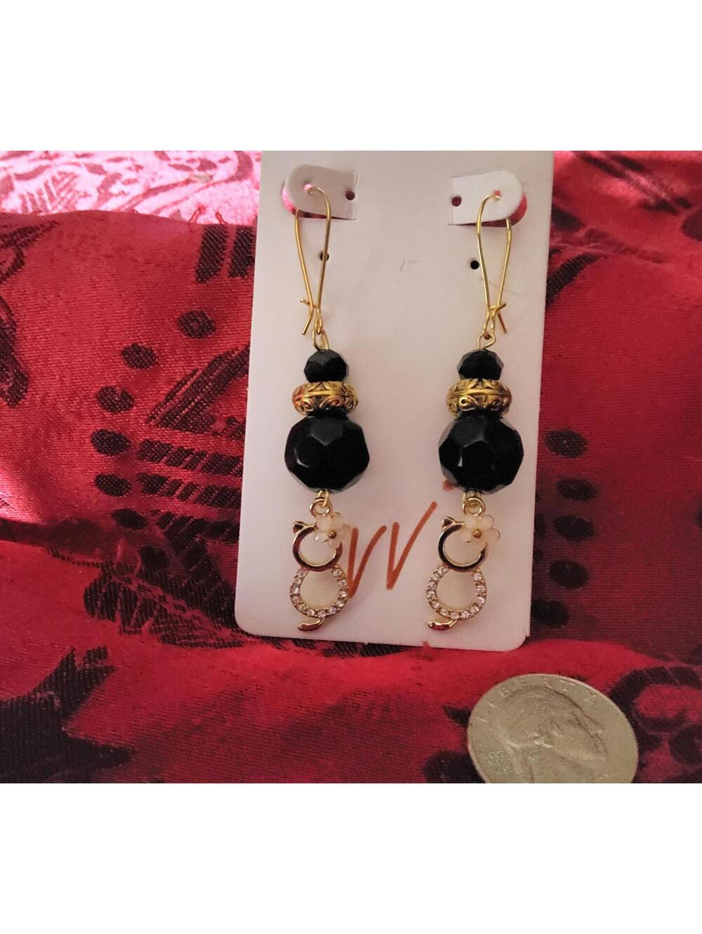 Onynx Cat Earrings